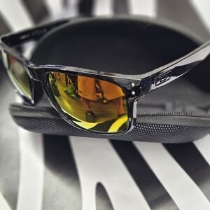 Holbrook STYLE sunglasses
